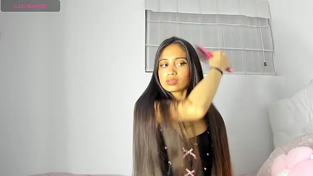 Loren parissi online show from November 12, 4:13 am