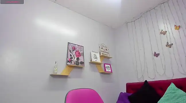 kathina giraldo online show from January 17, 12:52 pm