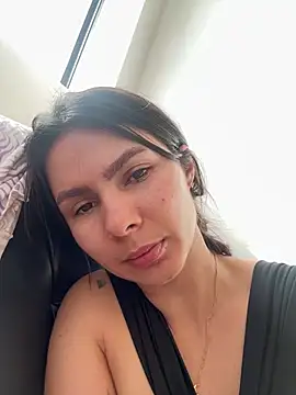 SofiaG  online show from December 25, 1:19 pm