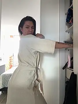 SofiaG  online show from February 19, 9:58 pm