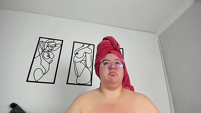 RubyPirsso18 online show from October 11, 7:12 pm