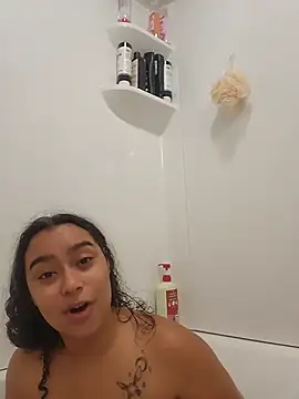 cinnaminnie online show from June 30, 5:36 pm