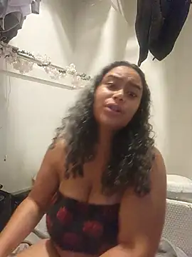cinnaminnie online show from August 1, 5:34 pm