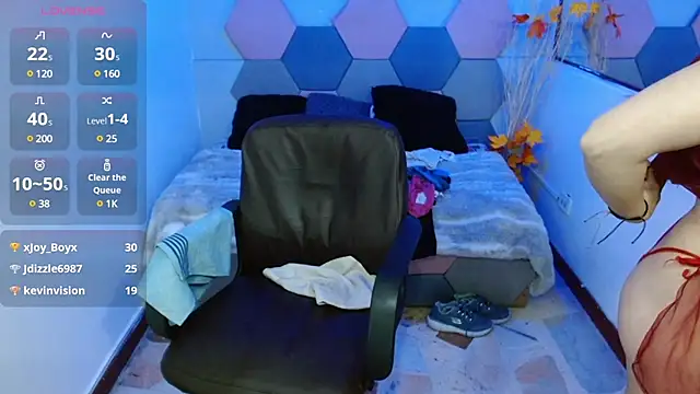 CharloteTaylor  online show from March 9, 5:00 am