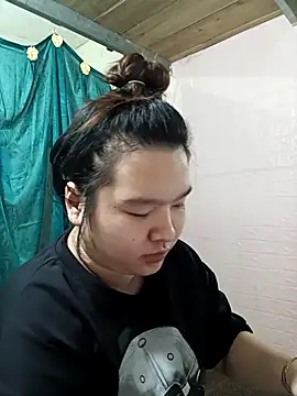 Thomgdee online show from April 2, 1:58 am