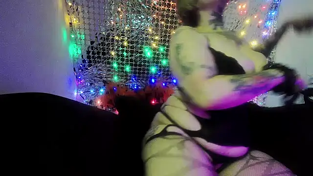 Hunniebunnie78 online show from July 15, 12:38 am