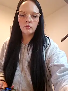 Jujuicy 97 online show from February 1, 11:09 am