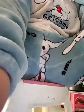 JasminePham online show from January 4, 4:01 am