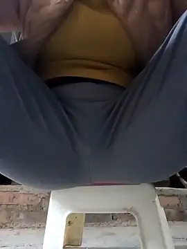 JasminePham online show from January 12, 8:46 am