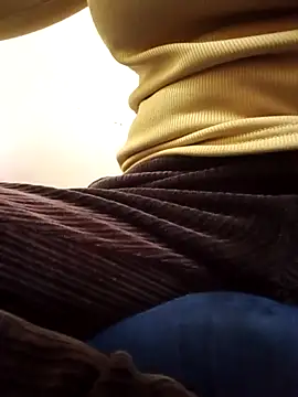 JasminePham online show from February 6, 7:24 am