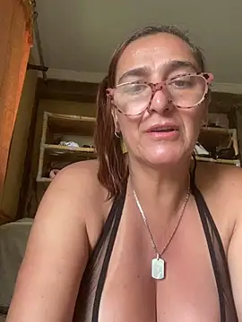 Snapshot of anastasia_and_jordan chatting on February 8, 9:13 am anastasia and jordan online show from February 8, 9:13 am