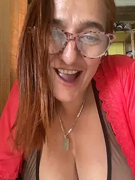 Snapshot of anastasia_and_jordan chatting on February 13, 9:41 am anastasia and jordan online show from February 13, 9:41 am