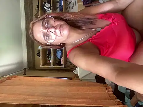 Snapshot of anastasia_and_jordan chatting on February 14, 12:47 pm anastasia and jordan online show from February 14, 12:47 pm