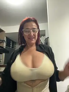 Snapshot of anastasia_and_jordan chatting on February 6, 10:51 am anastasia and jordan online show from February 6, 10:51 am