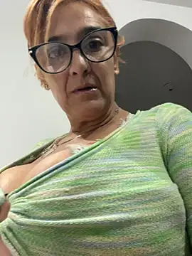 Snapshot of anastasia_and_jordan chatting on March 17, 9:23 am anastasia and jordan online show from March 17, 9:23 am