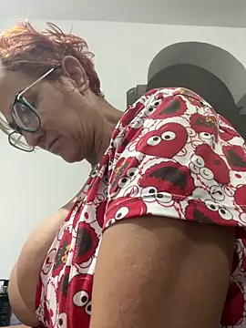 Snapshot of anastasia_and_jordan chatting on April 8, 10:59 am anastasia and jordan online show from April 8, 10:59 am