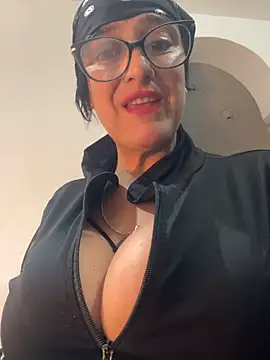 anastasia and jordan online show from June 24, 10:47 am