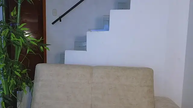 Lorenne Miller online show from September 18, 2:13 am