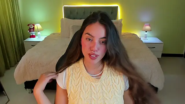  Charlotte evans 1 online show from December 19, 8:49 pm