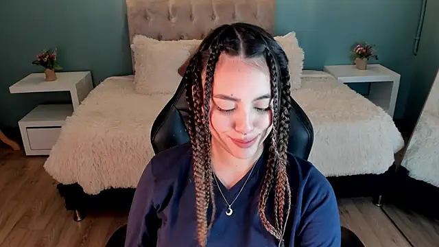  Charlotte evans 1 online show from July 22, 6:32 pm