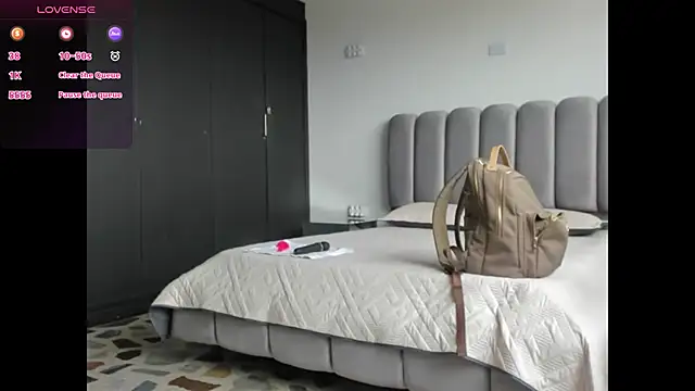 BridgetRodriguez online show from February 18, 4:26 pm