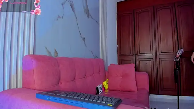 BridgetRodriguez online show from October 20, 12:27 pm