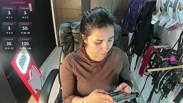 violet bdsmx online show from October 3, 11:24 pm