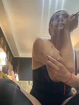 EvaBellucci  online show from January 26, 2:30 pm