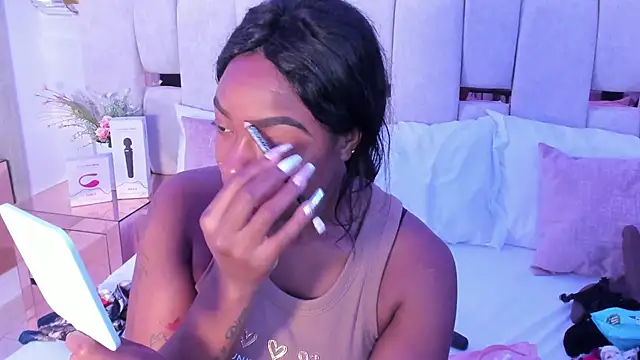 mia schwarz online show from December 18, 10:13 pm