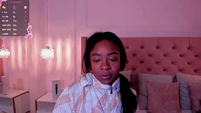 mia schwarz online show from January 22, 11:45 am