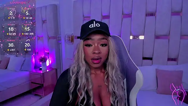 mia schwarz online show from April 13, 3:12 am