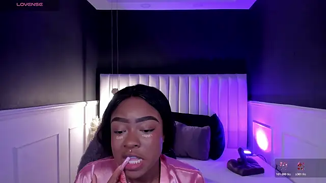 mia schwarz online show from April 16, 11:55 am