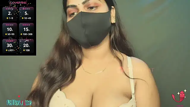 Snapshot of sameeksha_9 chatting on December 27, 7:46 pm sameeksha 9 online show from December 27, 7:46 pm