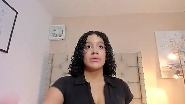 vanesasexyhot21 online show from October 6, 2:42 am