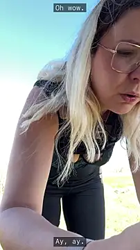 EmyLana online show from April 6, 2:29 pm