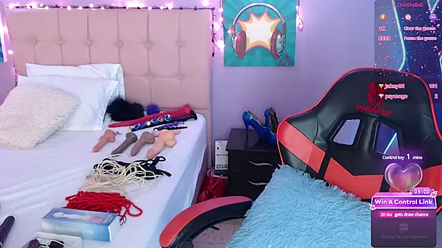 Ruby Skywalker  online show from December 14, 5:18 am