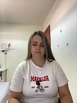 Im Amelia online show from May 30, 1:19 pm