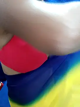 Snapshot of Savita_hotmom chatting on November 18, 4:33 pm Savita hotmom online show from November 18, 4:33 pm