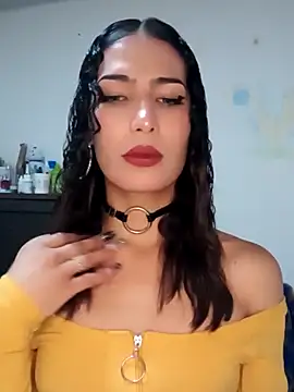 Snapshot of Lanna_hott_ chatting on March 14, 12:18 pm Lanna hott  online show from March 14, 12:18 pm