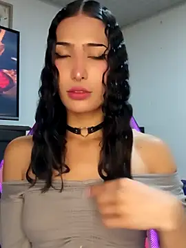 Snapshot of Lanna_hott_ chatting on September 16, 6:42 pm Lanna hott  online show from September 16, 6:42 pm