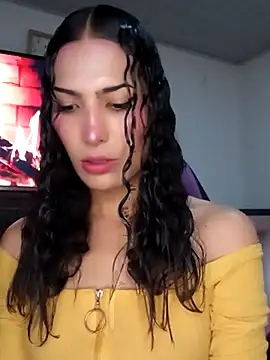 Snapshot of Lanna_hott_ chatting on November 11, 3:12 pm Lanna hott online show from November 11, 3:12 pm