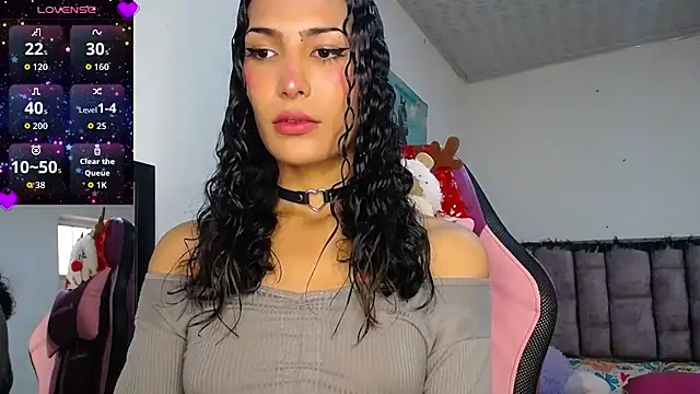 Snapshot of Lanna_hott_ chatting on November 30, 7:51 pm Lanna hott online show from November 30, 7:51 pm