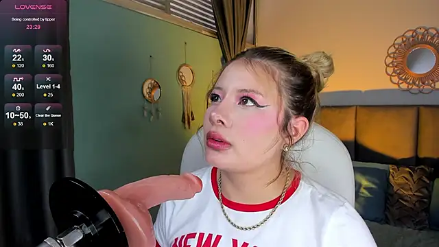 Snapshot of Khali_reed_ chatting on February 22, 7:23 pm Khali reed online show from February 22, 7:23 pm