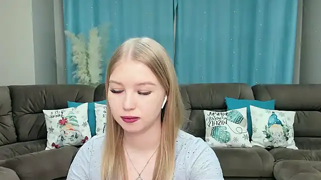 shy  lady online show from January 11, 2:58 pm