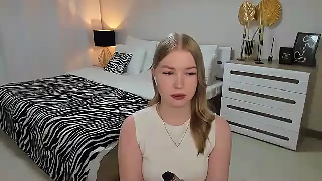 shy  lady online show from March 5, 12:27 am