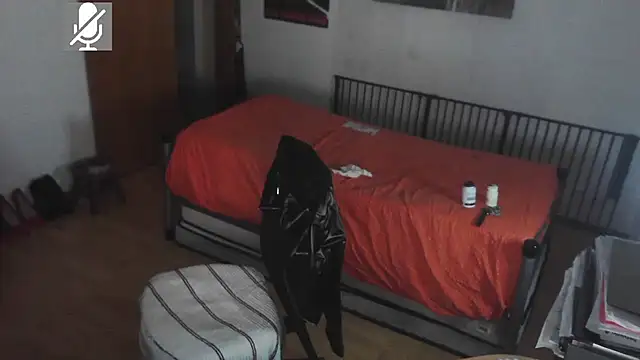 SKiaraTV online show from November 14, 8:40 pm