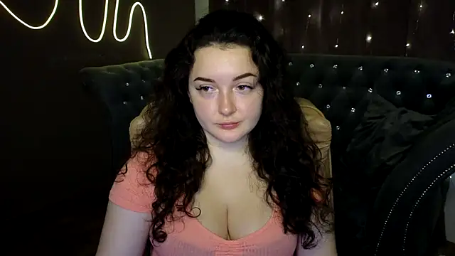 GloriNichols online show from December 12, 7:08 am