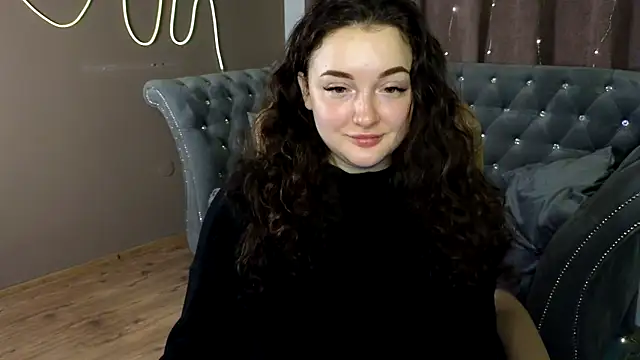 GloriNichols online show from January 24, 6:57 am