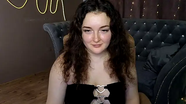 GloriNichols online show from January 25, 9:36 am