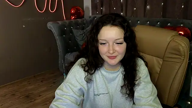 GloriNichols online show from March 12, 7:24 am